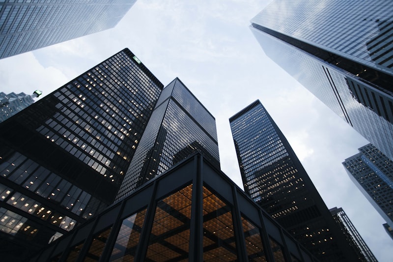 Steel cladding works UAE - building facade steel cladding and insulated panel installation in Dubai
