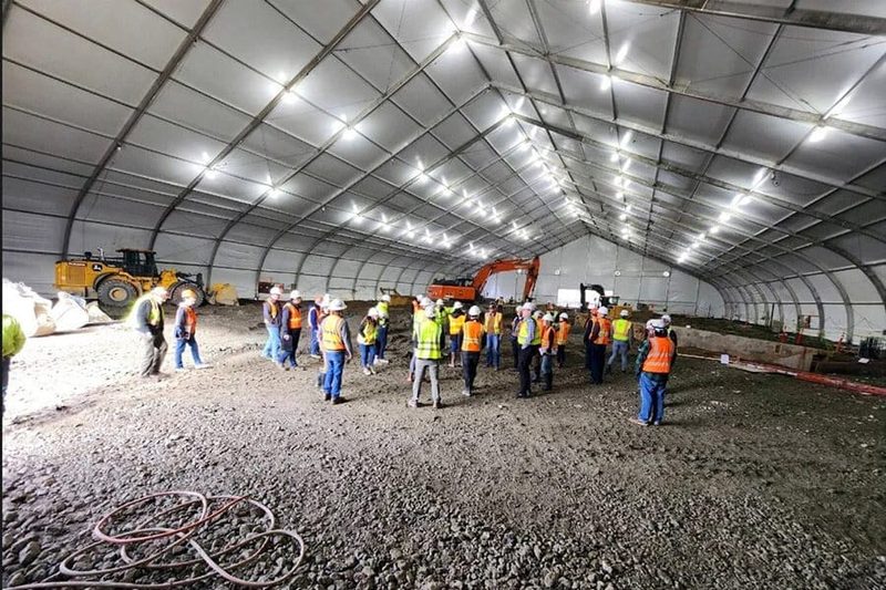 Construction site tent rental in UAE - on-site protection tent for construction projects in Dubai